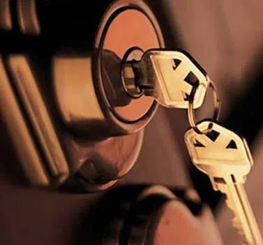 Royal Locksmith Store Bronx, NY 718-489-9777 Royal Locksmith Store Bronx, NY 718-489-9777 - residential-locksmith-shop